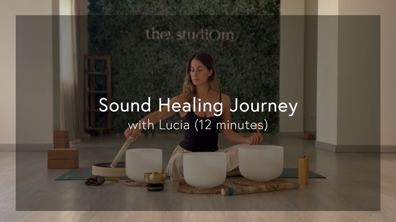 Find Stillness: A 12-Minute Sound Healing Journey – Manduka EU