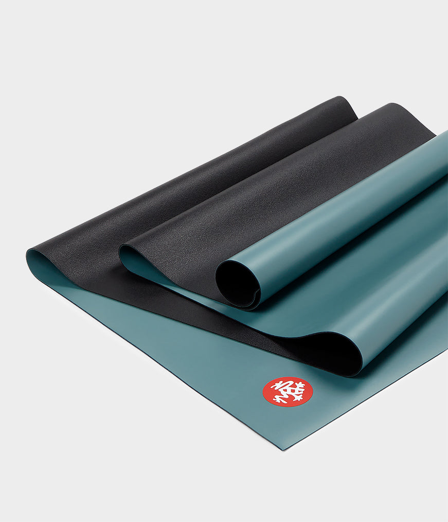 187011772-GRP-TRAVEL-DARK-