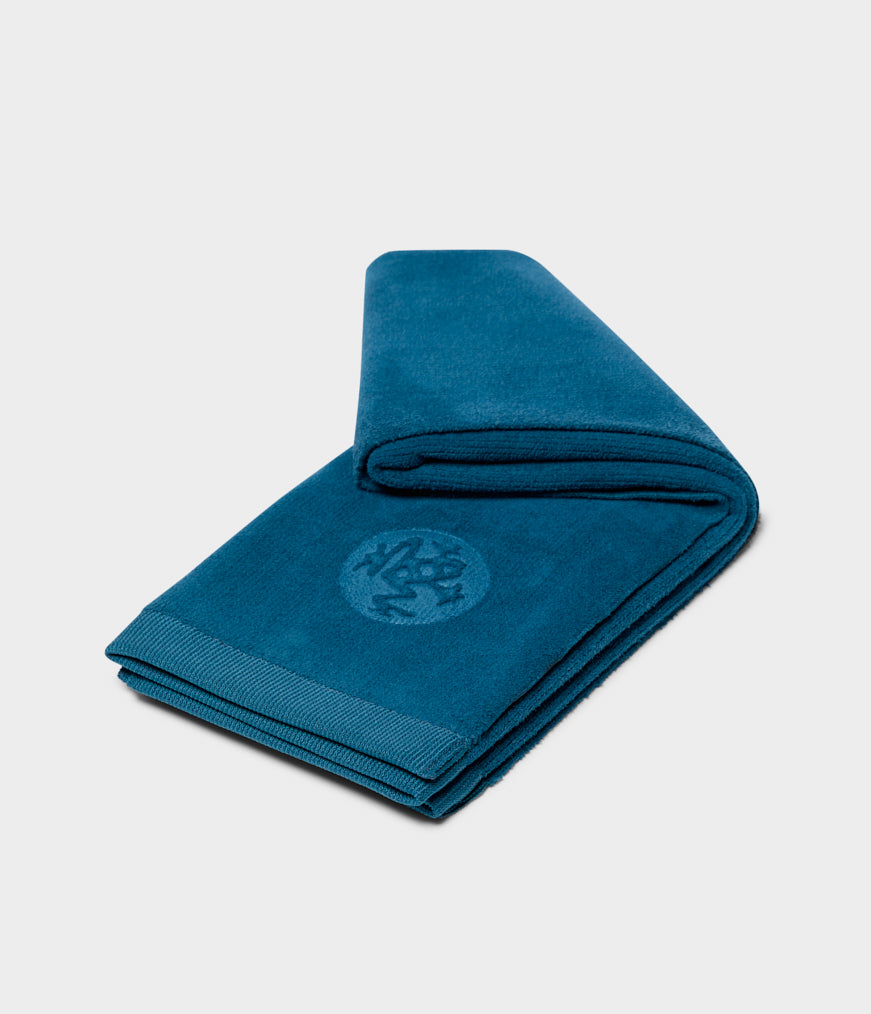  Yogitoes Yoga Hand Towel - Quick Drying Microfiber,  Lightweight, Easy for Travel, Use in Hot Yoga, Vinyasa and Power, 16 Inch  (40cm), Midnight Blue : Sports & Outdoors
