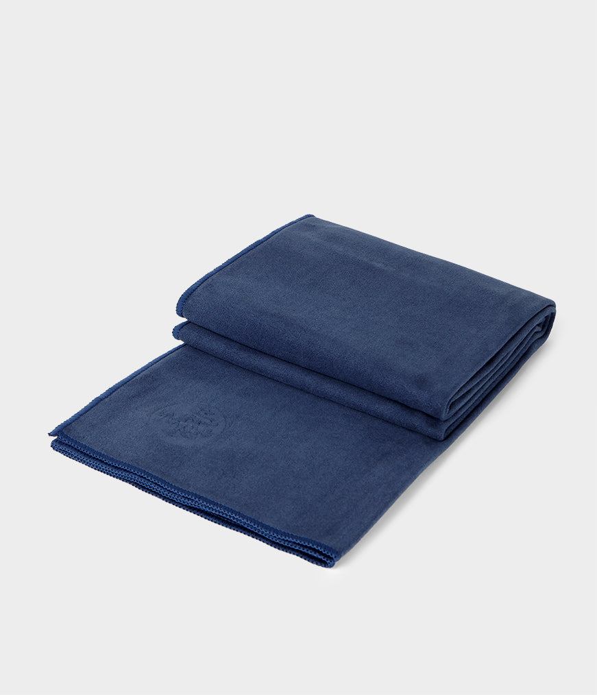 Sweat Activated Grip eQua® Yoga Mat Towel | Manduka EU