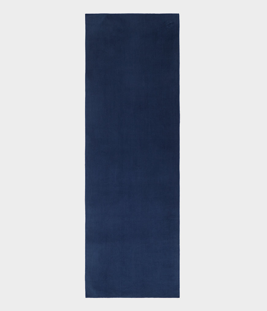 Sweat Activated Grip eQua® Yoga Mat Towel | Manduka EU