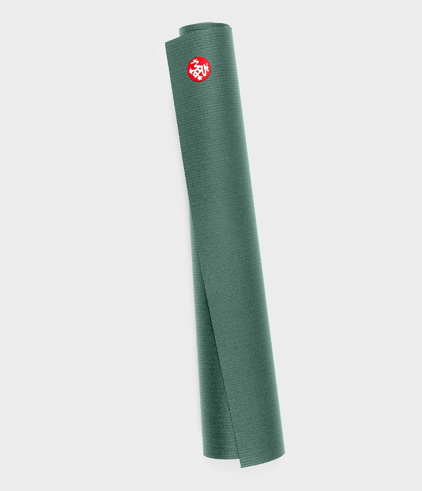 Tapis PRO Travel 2mm - Black Sage Manduka voyage léger 1,1 kg Tapis PRO Travel 2mm - Black Sage Manduka voyage léger 1,1 kg