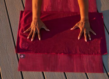 Manduka Europe Blog : Blocs de Yoga : La base de toute pratique